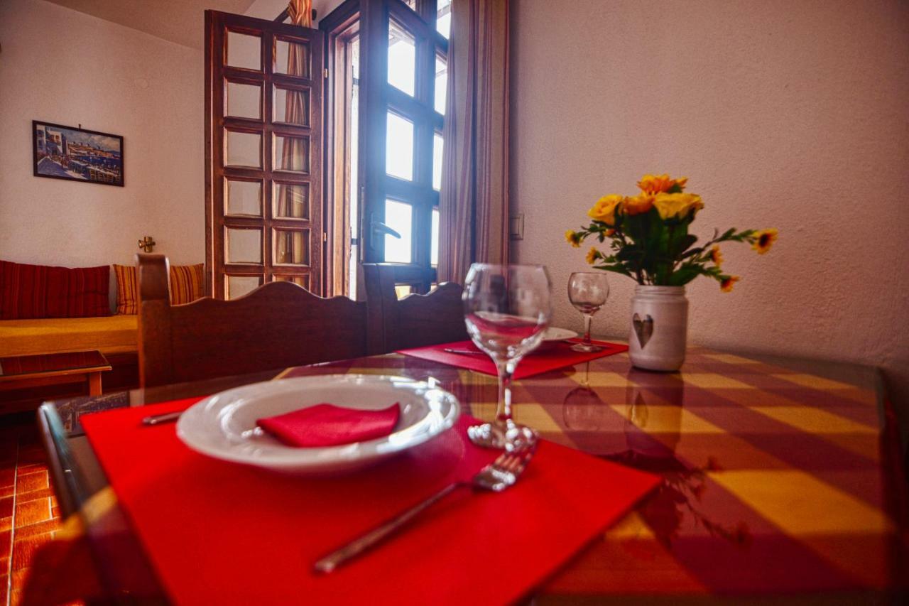 Anny Sea & Sun Apartments Istron エクステリア 写真