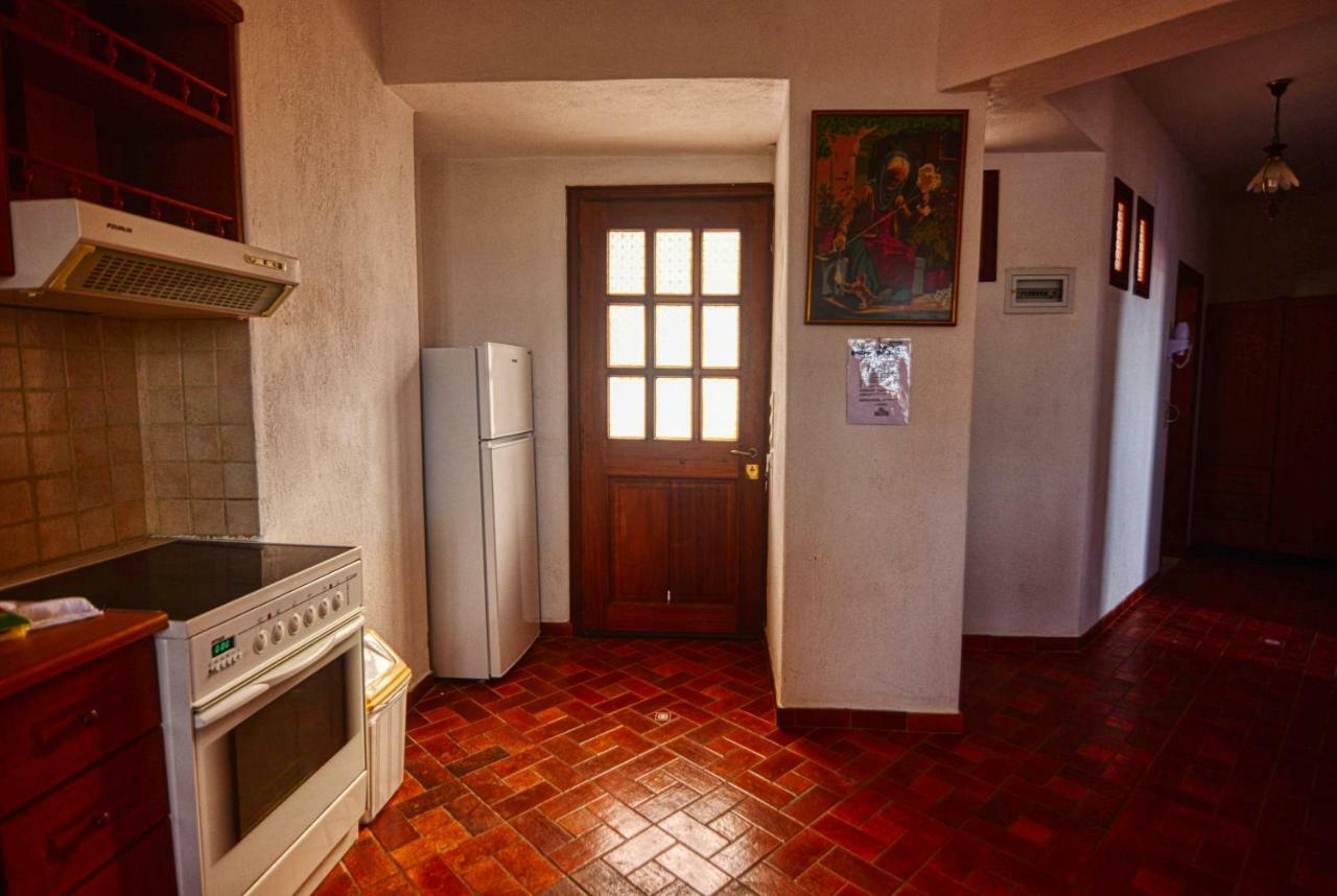 Anny Sea & Sun Apartments Istron エクステリア 写真